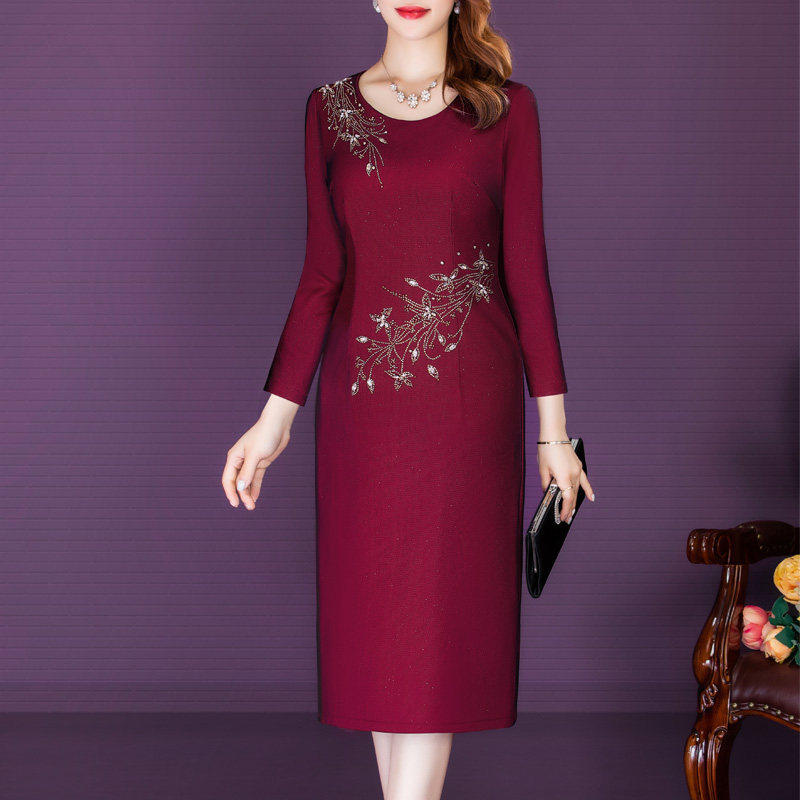 高端喜婆婆婚宴装年轻时