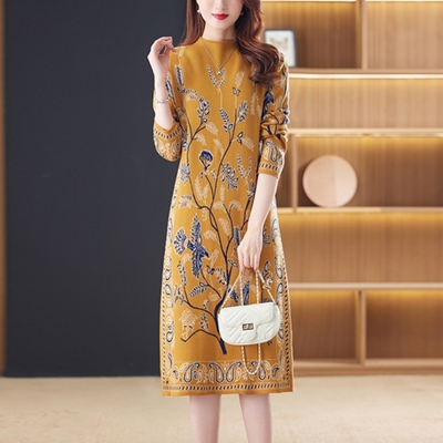 配大衣内搭羊毛针织连衣裙女秋冬高端奢华减龄过膝加厚打底毛衣裙