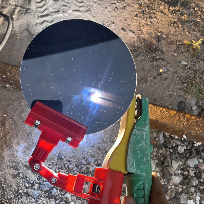 多功能变光电焊面罩防烫耐磨防飞溅大视野太阳能防眩光焊接防护罩