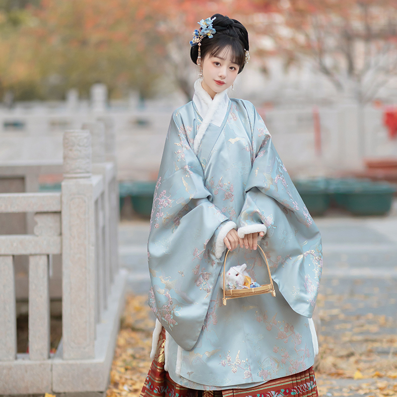 原创挽纱坊秋冬明制琵琶袖汉服