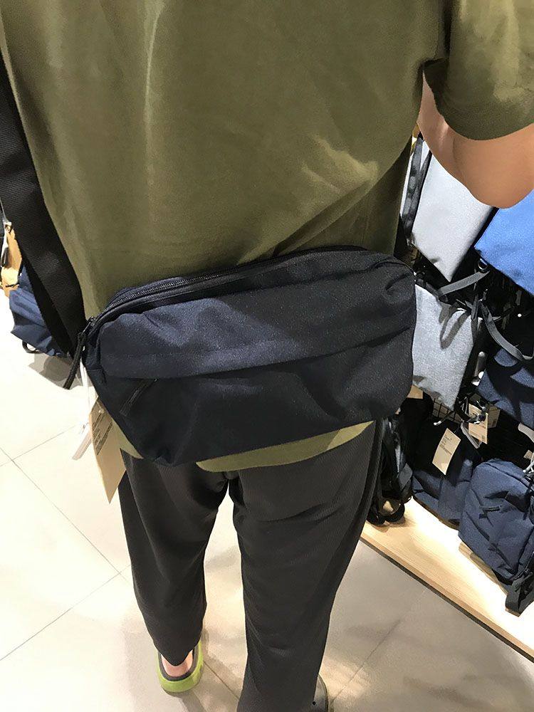 专柜同款无印单肩包斜挎包防水男通用款女包