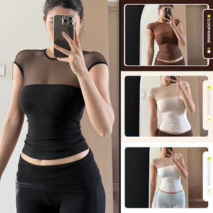 网纱拼接修身显瘦运动健身短袖T恤短款设计感打底瑜伽上衣带胸垫