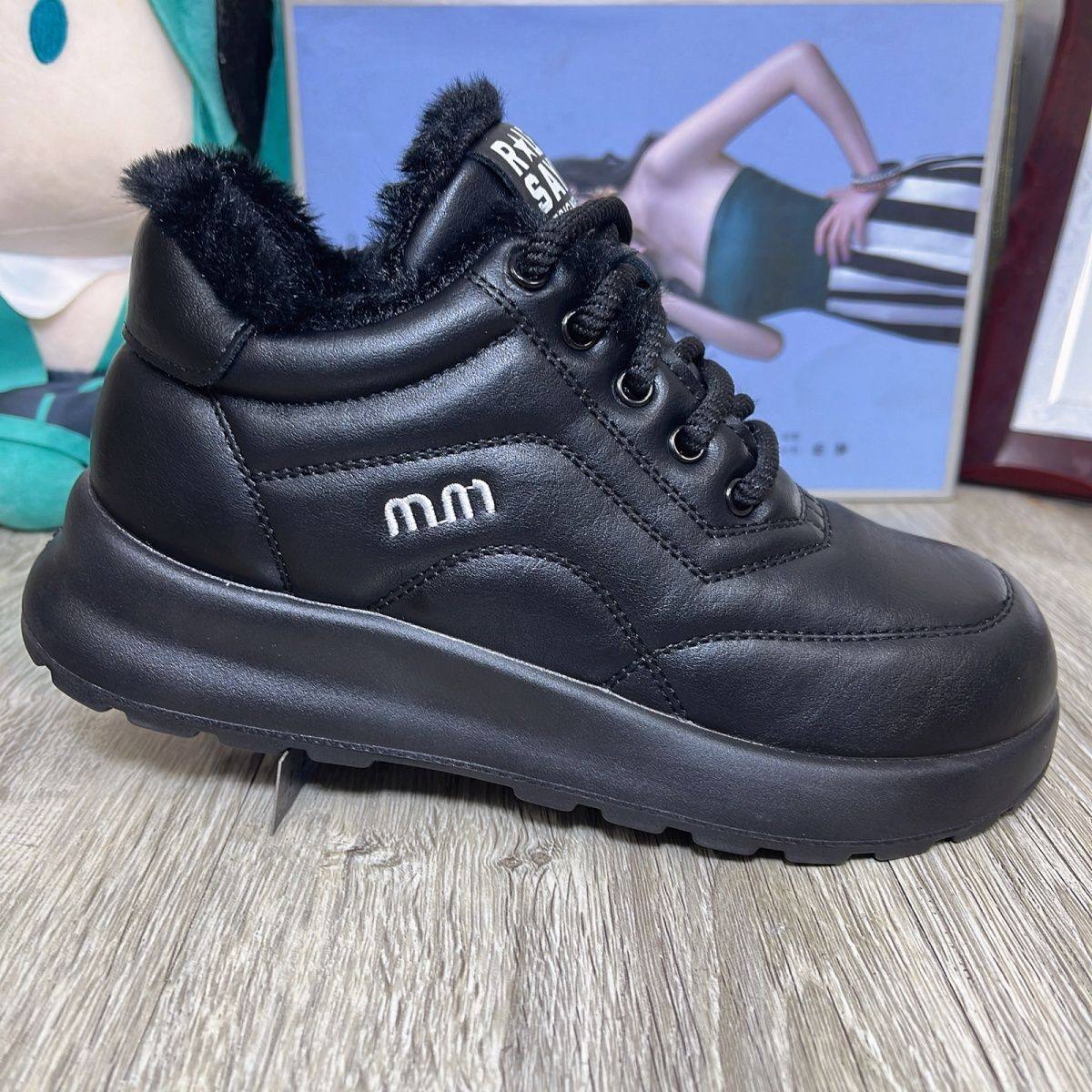 真皮加绒厚底防水保暖小皮鞋女