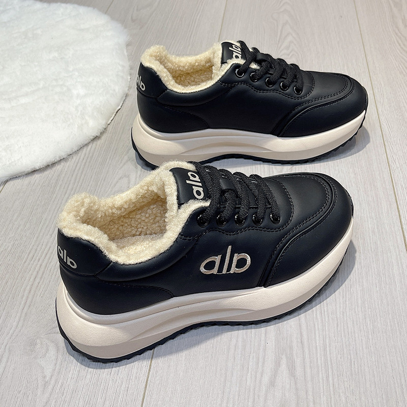 真皮厚底小白鞋女冬季防水防滑