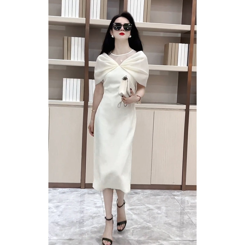 法式高端精致时装质感高级感气质御姐小香风正式场合白色连衣裙夏