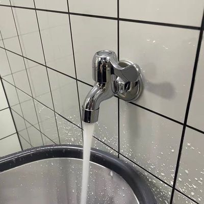 自来水专用单冷水龙头拖把池家用阳台洗衣机4分入墙式加长款全铜