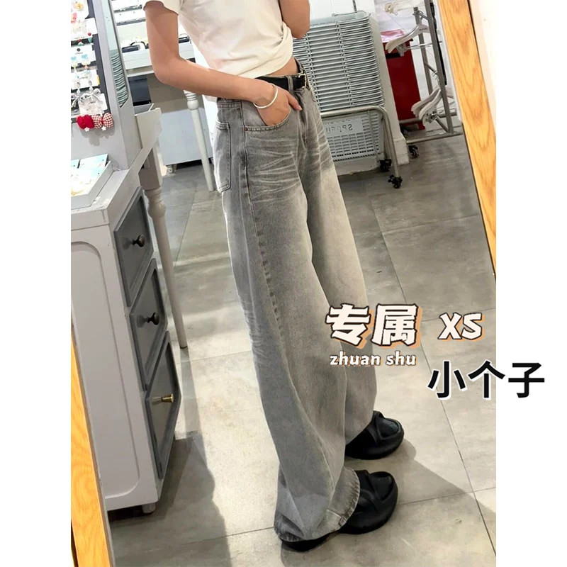 水洗磨白猫须抓痕直筒牛仔女