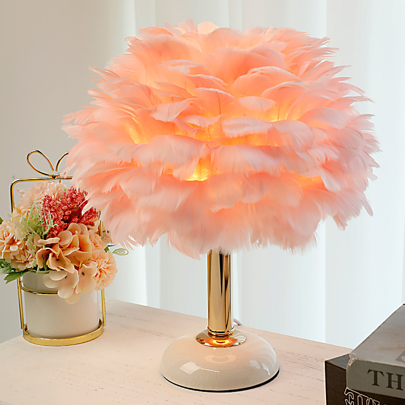 陶瓷羽毛台灯女生卧室台灯床头灯轻奢高端高级感装饰浪漫温馨礼物