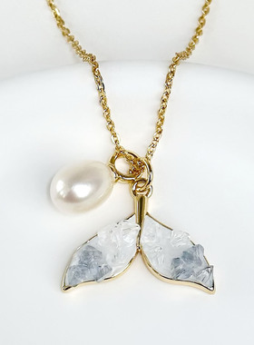 蓝色鱼尾吊坠项链女款2025新款高级感轻奢小众锁骨链精致气质配饰