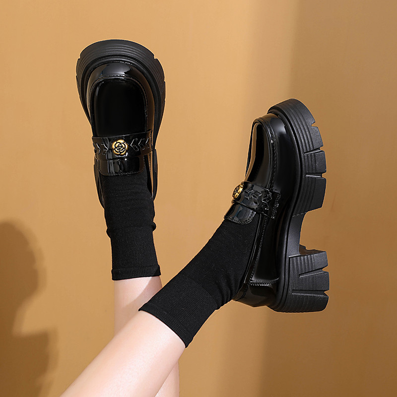 厚底粗跟7CM小个子黑色小皮鞋女英伦风2026春季一脚蹬乐福鞋单鞋