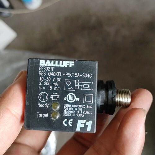 议价巴鲁夫BES021P接近开关BES Q40KFU-PSC15可维修