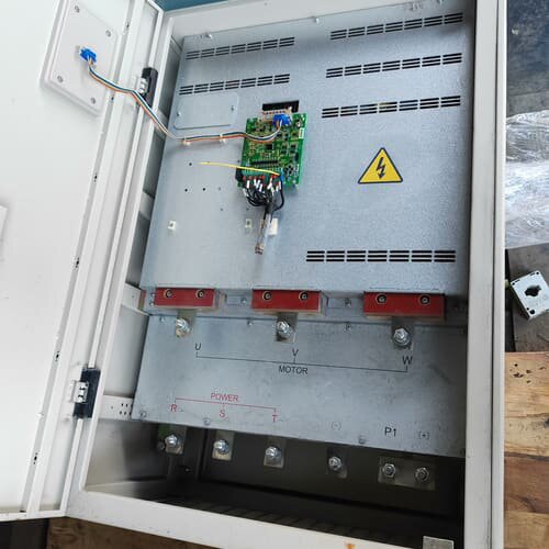 议价伟创变频器AC70-T3-185GD/200PD 18可维修图片