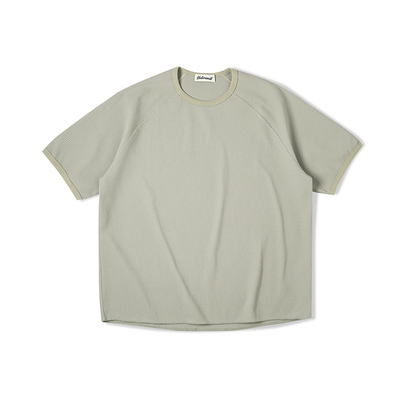 短袖宽舒速干机能轻量T恤