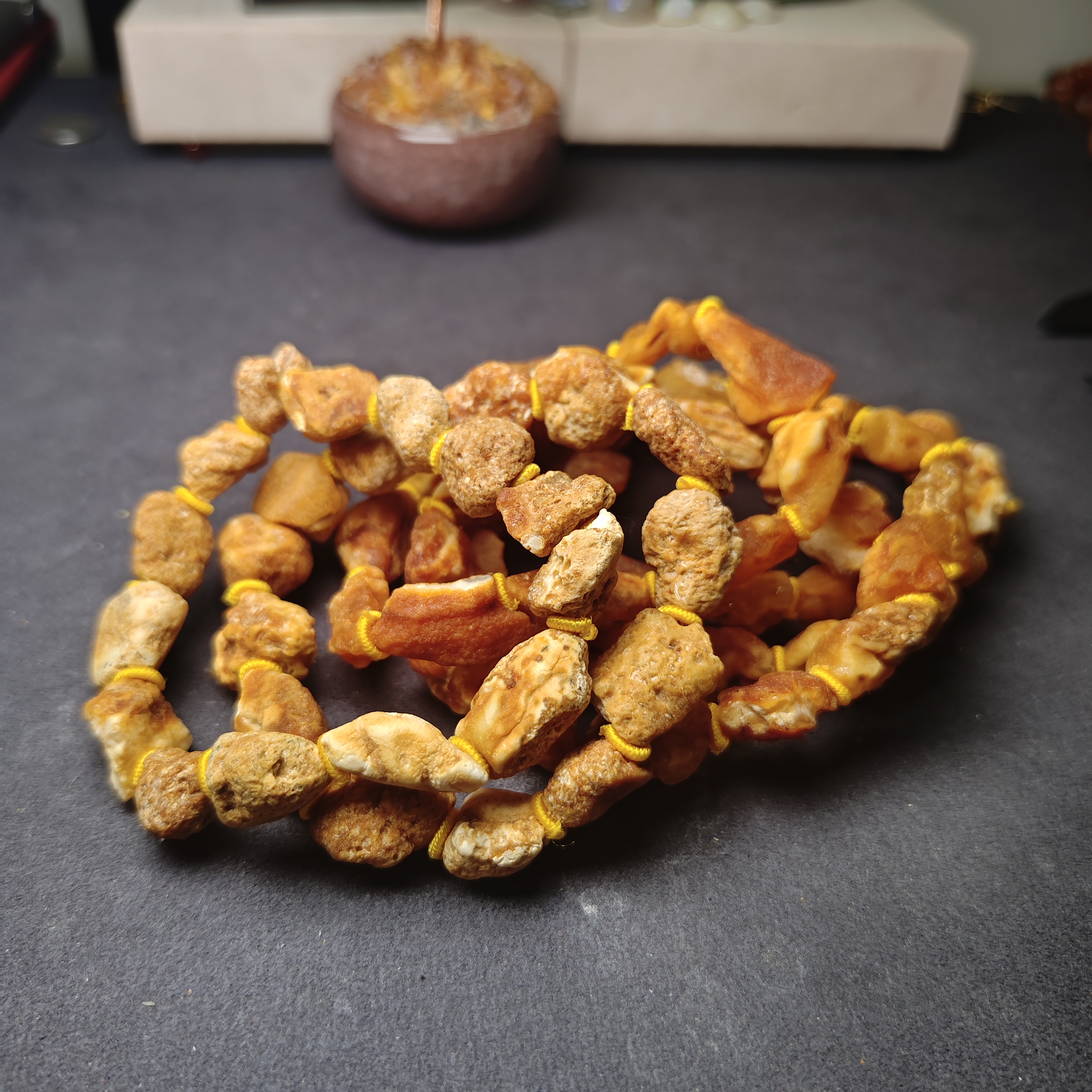 天然琥珀原矿蜜蜡原石脑纹海漂籽料花蜡妖花手串正品密蜡精选手链