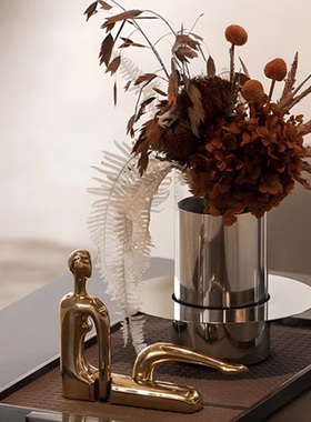 样板间客厅茶几组合摆件