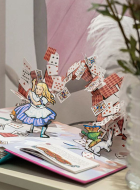 样板间儿童房书桌装饰书摆件