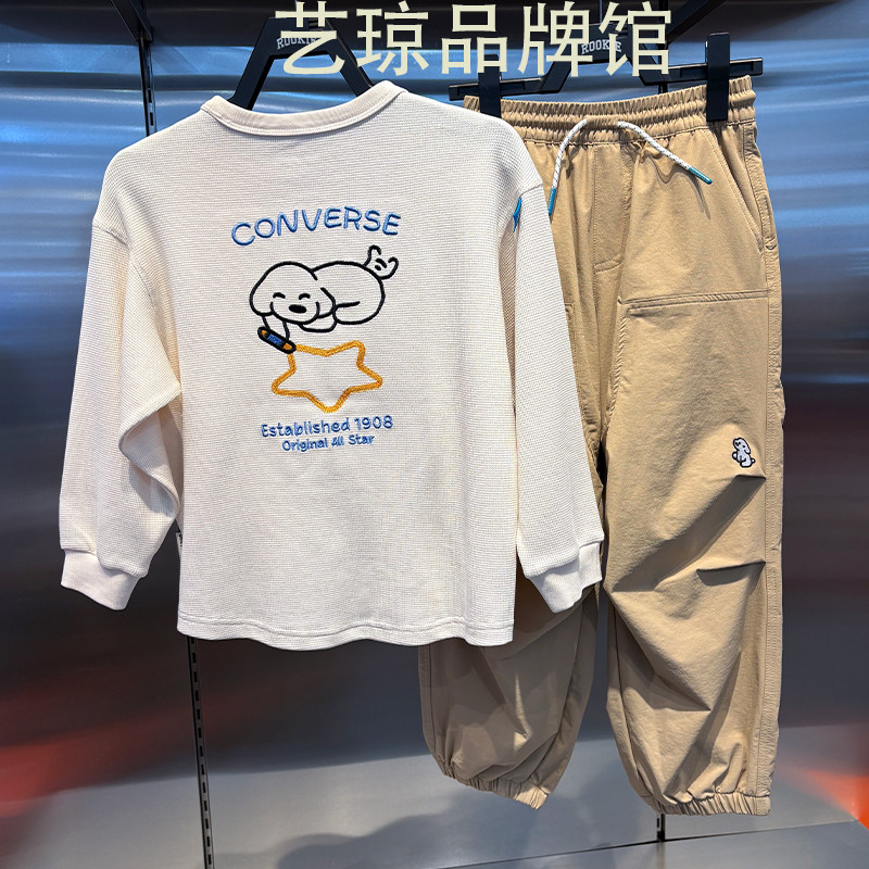 匡威小狗联名儿童圆领长袖T恤