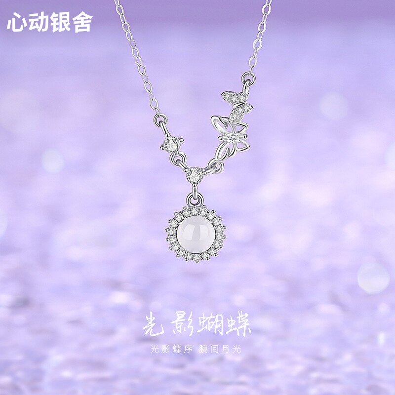 精致白玉髓双蝴蝶吊坠s925纯银项链轻奢森系气质锁骨链女时尚礼物