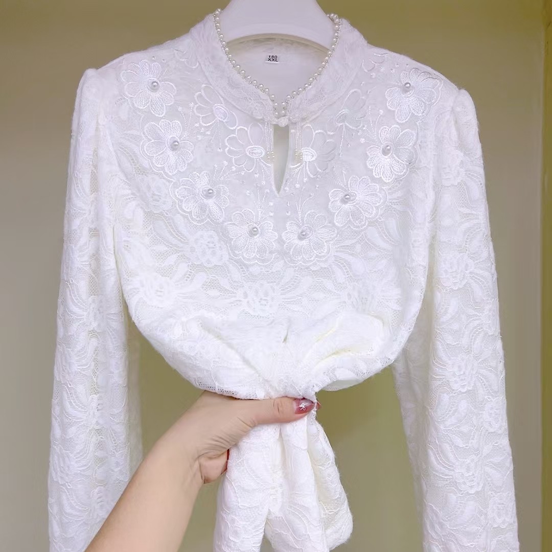 盘扣珍珠领钉珠宽松大码蕾丝衬衫