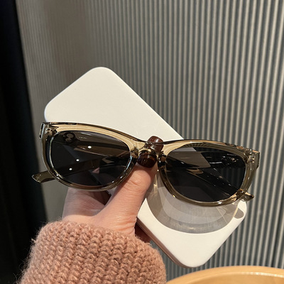 猫眼墨镜女街拍WomenSunglasses
