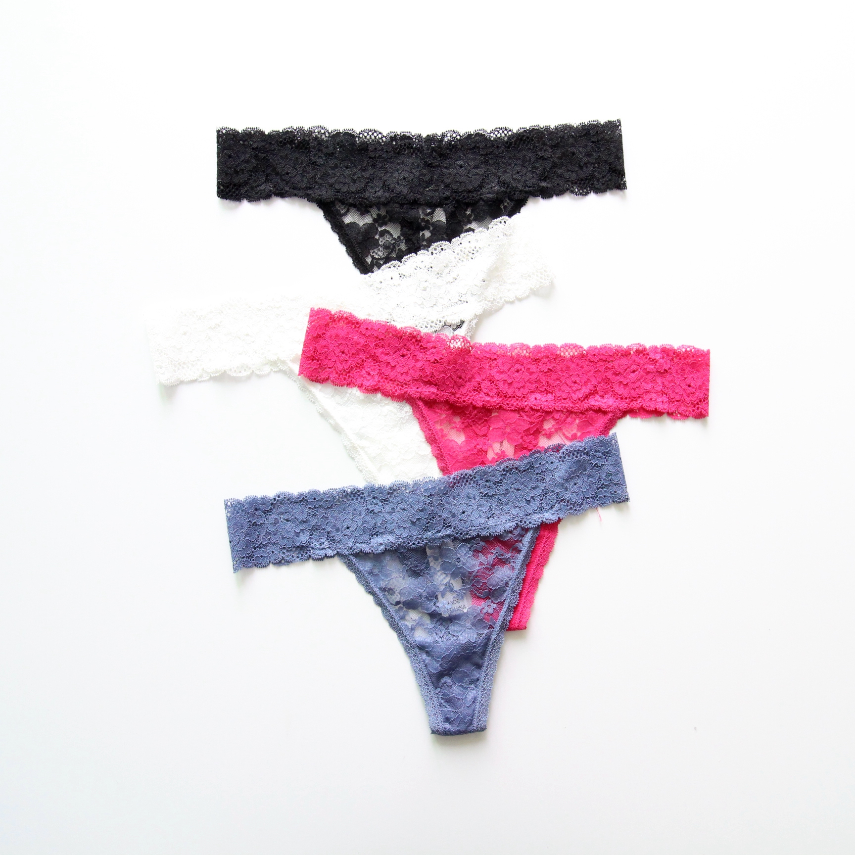女士性感蕾丝丁字裤低腰全棉裆