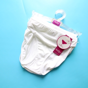 女生胖MM高腰舒适透气白色简约妈妈短裤 三角裤 女士冰丝内裤 瑕疵款