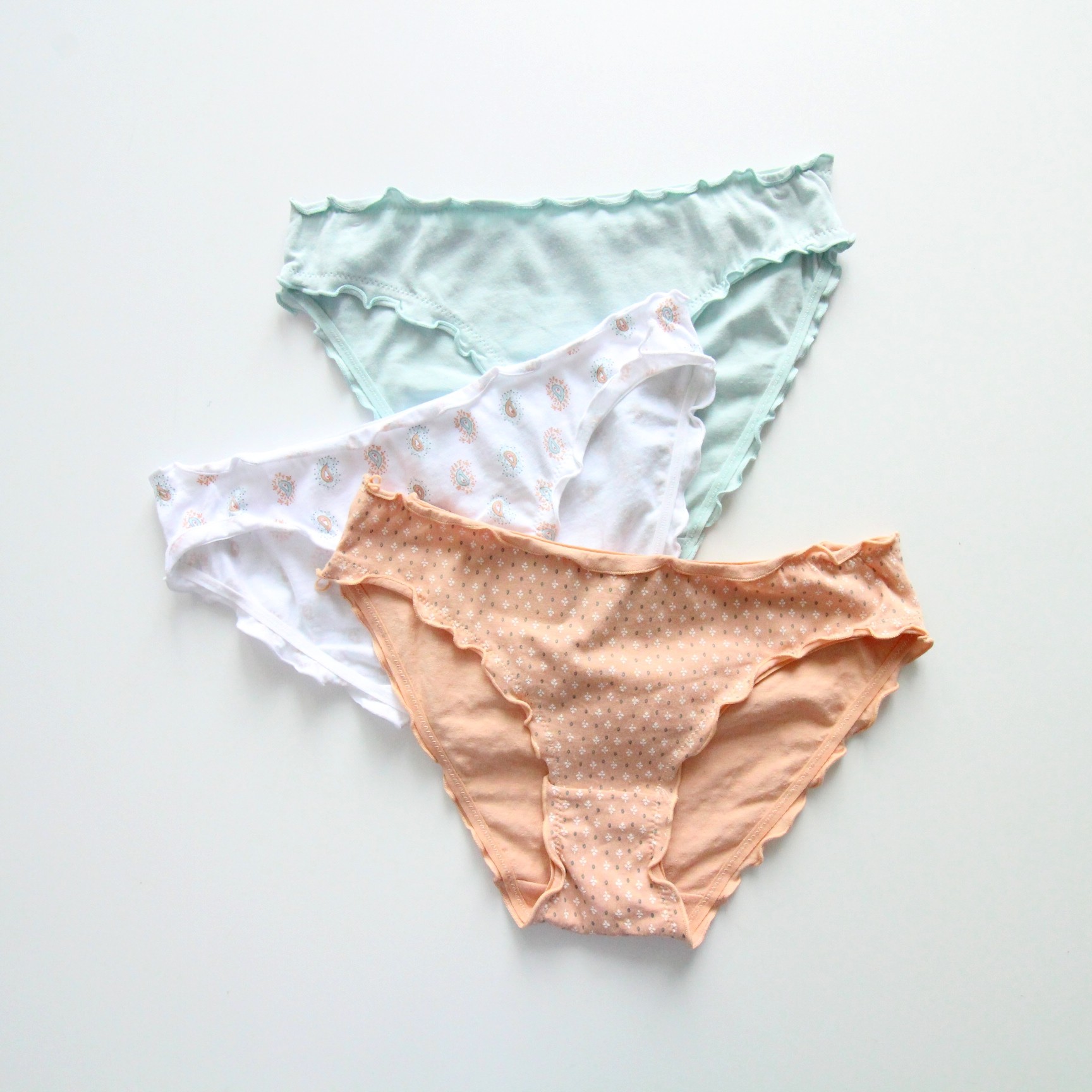 外贸女士内裤棉舒适透气三角裤少女生低腰木耳边碎花甜美可爱短裤,女士内衣/男士内衣/家居服,女三角裤,淘宝优惠券,粉丝福利购,淘宝优惠卷