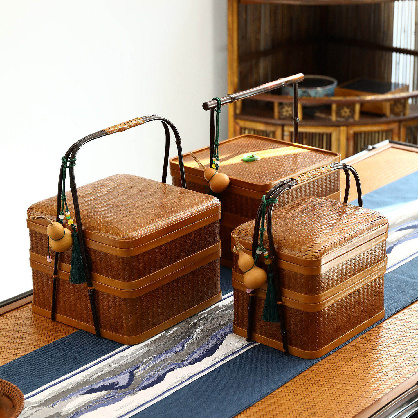 中式双层手提食盒月饼礼盒