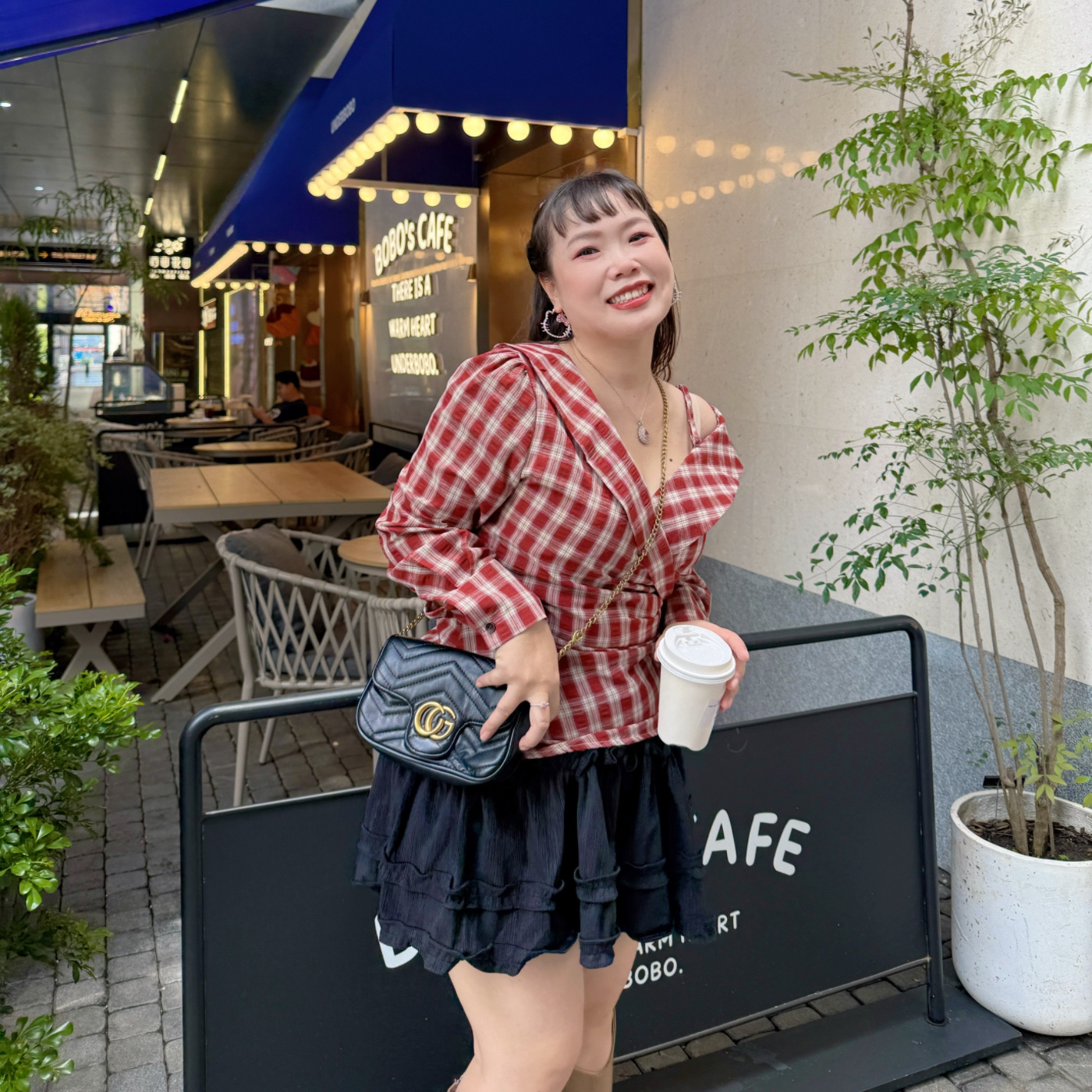 格子长袖衬衫不规则显瘦露肩上衣