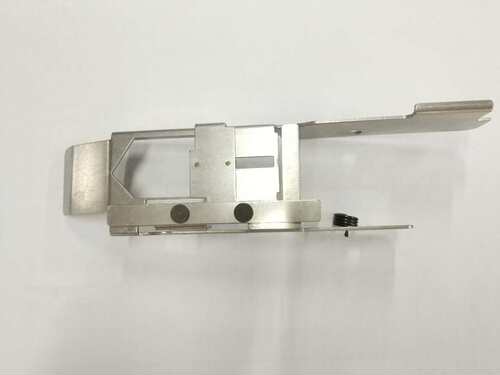 KW1-M4540-00 YAMAHA雅马哈贴片机 CL24MM飞达 料架 喂料器压料盖