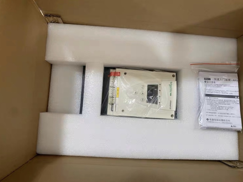 施耐德软启动器 型号ATS22C32Q