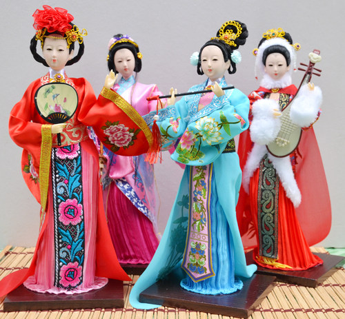 特价四大美女金钗绢人清宫摆件