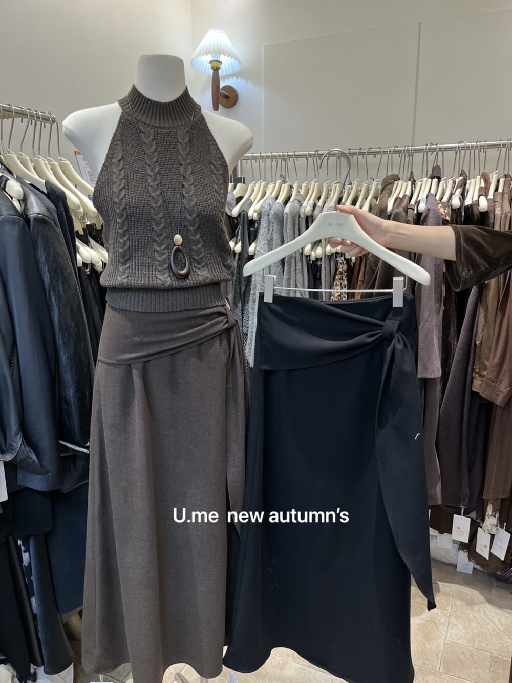 广州秋冬U.me韩系高腰显瘦设计感绑带直筒裙女新款气质半身长裙子