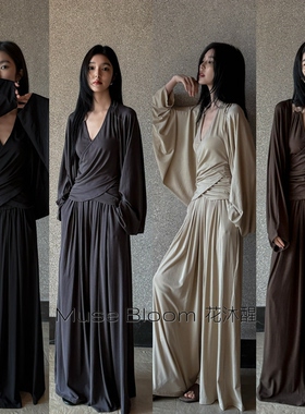 花沐醒2026新款复古修身挂脖背心开衫宽松阔腿裤三件套套装