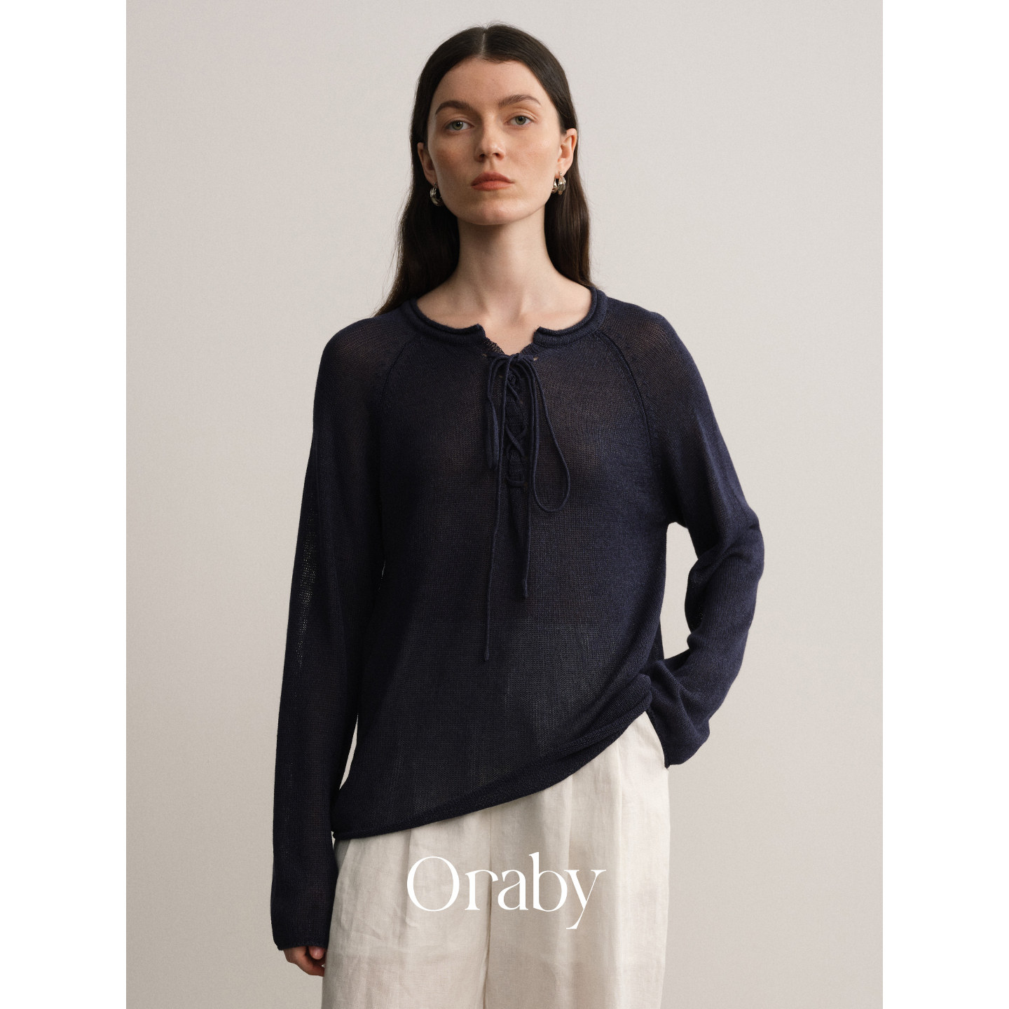 Oraby &middot; 混纺系带圆领插肩长袖T恤女春夏宽松显瘦喇叭袖透气上衣