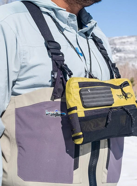 25新款飞钓外挂包钓鱼收纳包多功能路亚工具胸包Patagonia 81640