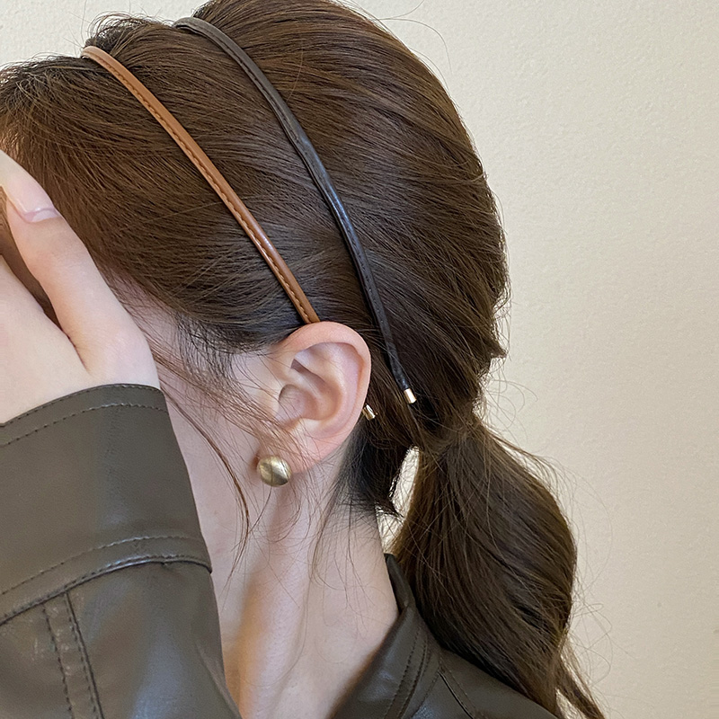 Busan韩系简约极细PU皮质发箍2024新款高级感百搭外出头箍发卡女