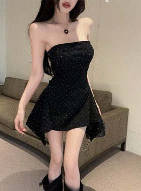 实拍礼服带胸垫烫钻褶皱不规则鱼尾抹胸连衣裙加安全打底裤两件套