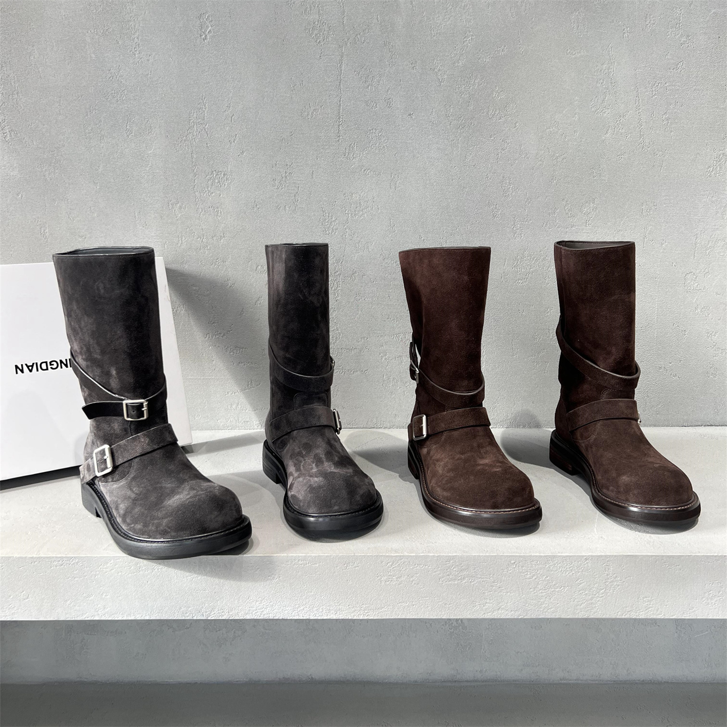 真皮磨砂皮厚底复古马丁靴中筒靴