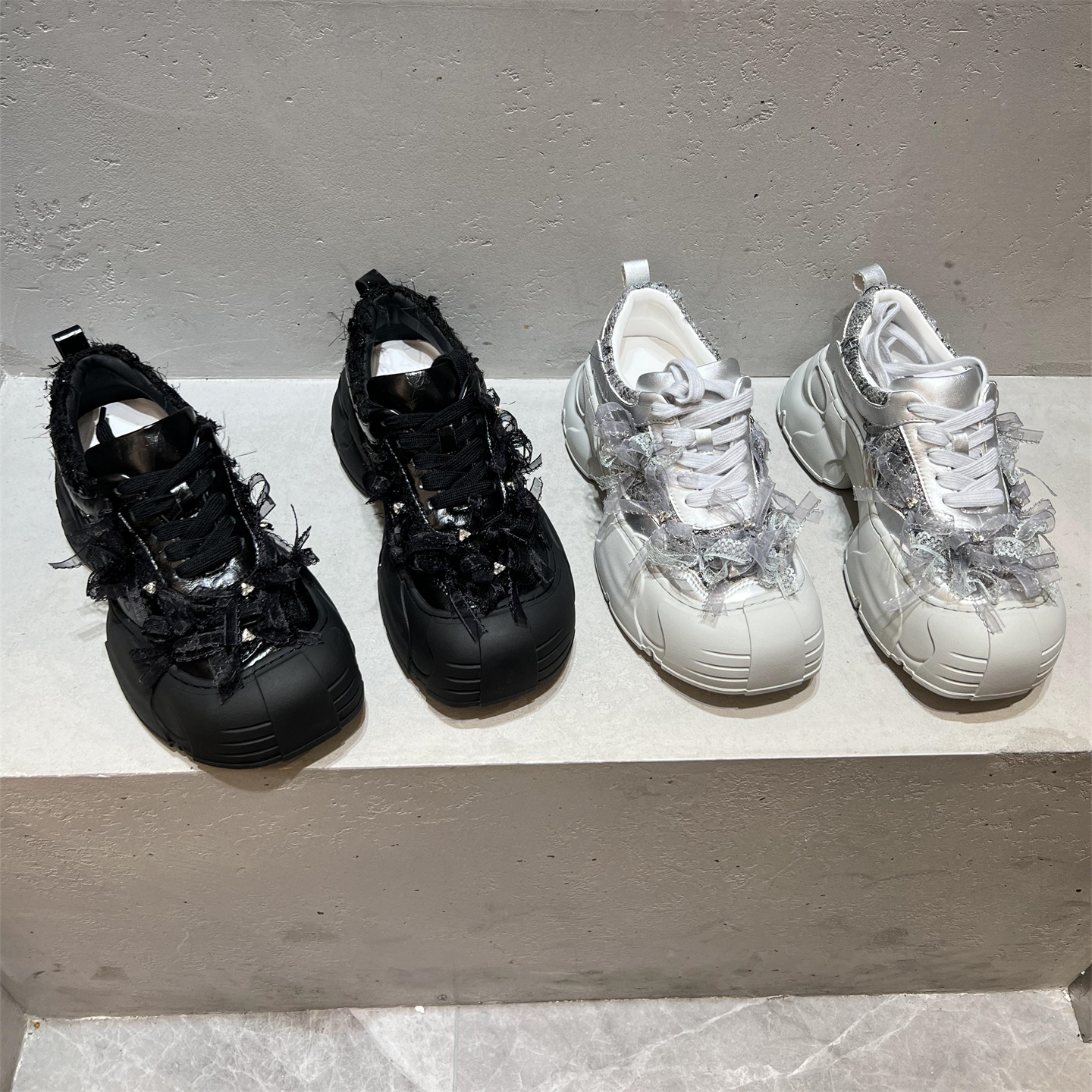 乐魔真皮系带厚底老爹鞋运动鞋潮