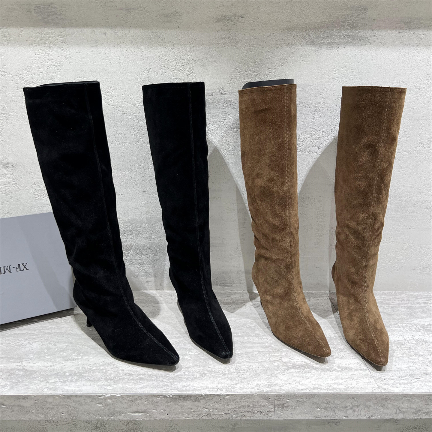 真皮尖头细跟时尚高筒弹力瘦瘦靴