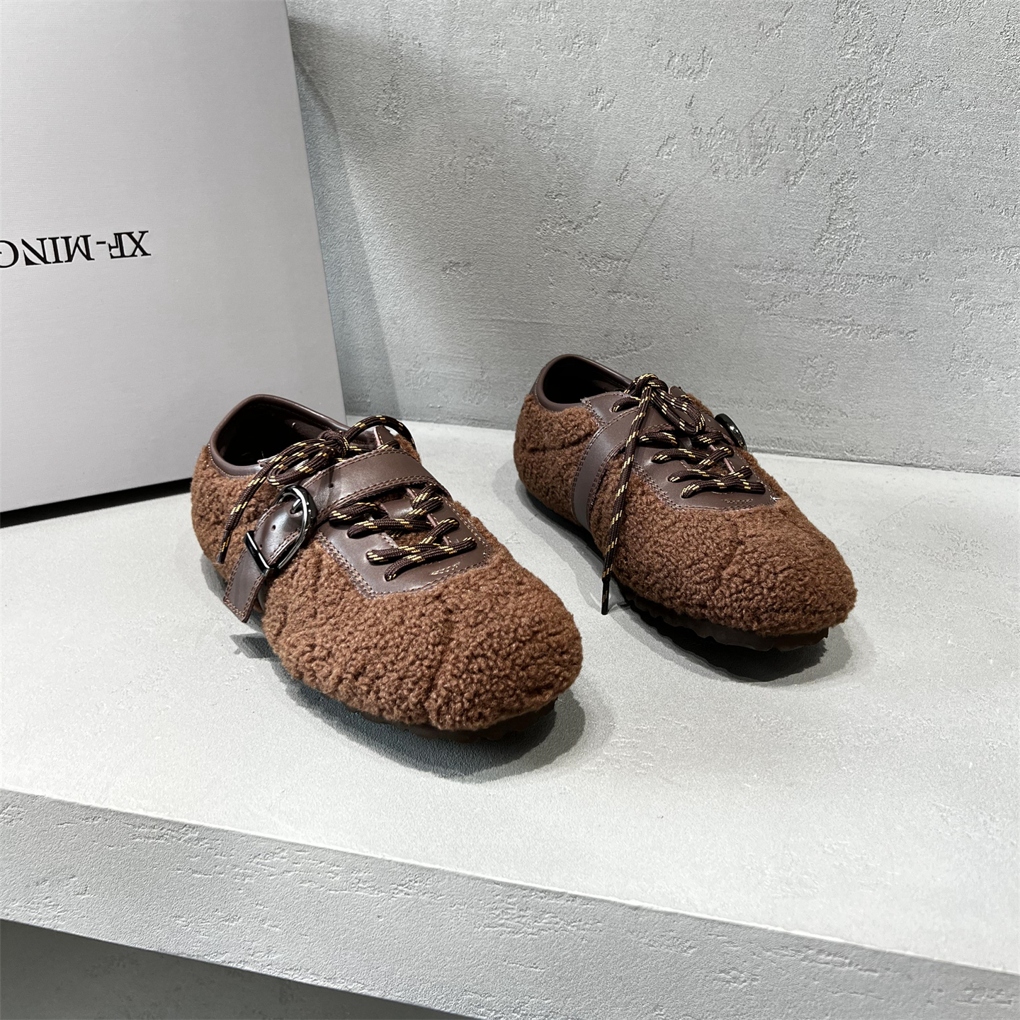 真皮系带加绒保暖德训鞋休闲板鞋