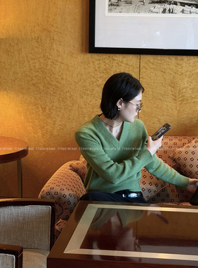 Li彬【牛油果绿毛衣.森林系穿搭澳洲初剪羊毛V领毛衣】25984