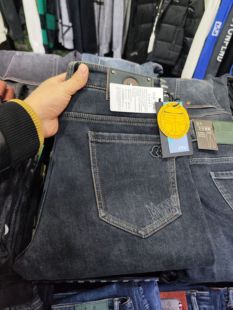 图2有38码 务 冬抓毛男商务直筒牛仔裤 马可阿萨尼