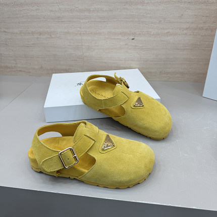 春夏牛反绒勃肯鞋凉鞋女休闲扣带软木鞋圆头松糕底黄色单鞋669-7