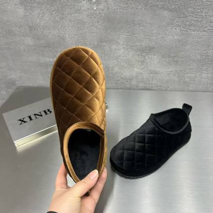2025冬季新款菱格纹勃肯鞋女加绒保暖一脚蹬懒人鞋低帮鞋女1561