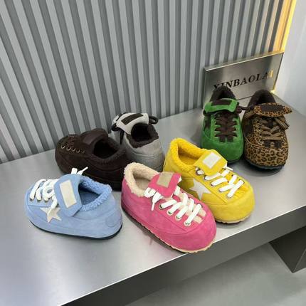 2025冬季新款绒面星星雪地靴女加绒保暖短筒面包鞋厚底棉鞋女1561