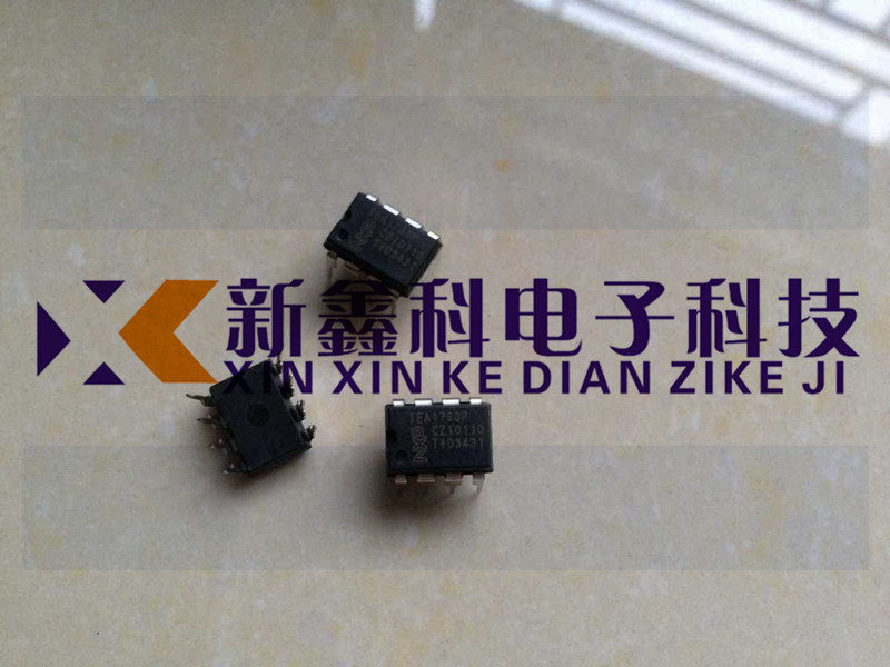 TEA1733 TEA1733P 液晶电源芯片 NXP全新进口原装 DIP-8直插