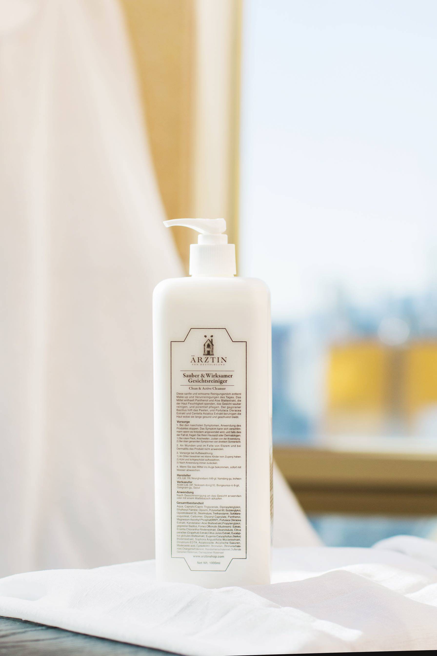 韩国进口Arztin伊紫蒂深层清洁洁面乳（1000ML）
