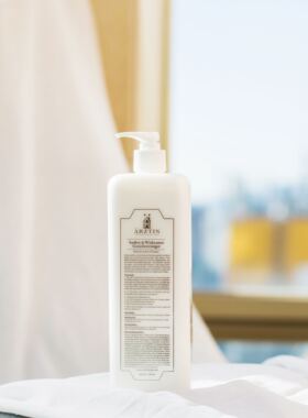 韩国进口Arztin伊紫蒂深层清洁洁面乳（1000ML）